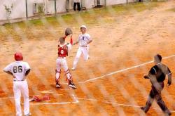 450名中小(xiǎo)学生角逐市体育传统校棒球比(bǐ)賽(sài)