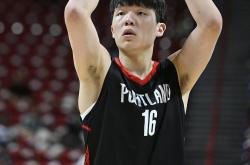 比卢普斯吹爆杨瀚森:他球感很棒球商超高 第一天训练表现很不错