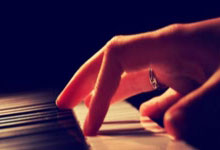 港股异动 | 碳酸锂供应端消息扰动持续 赣锋锂业(01772)跌近4% 天齐锂业(09696)跌超2%