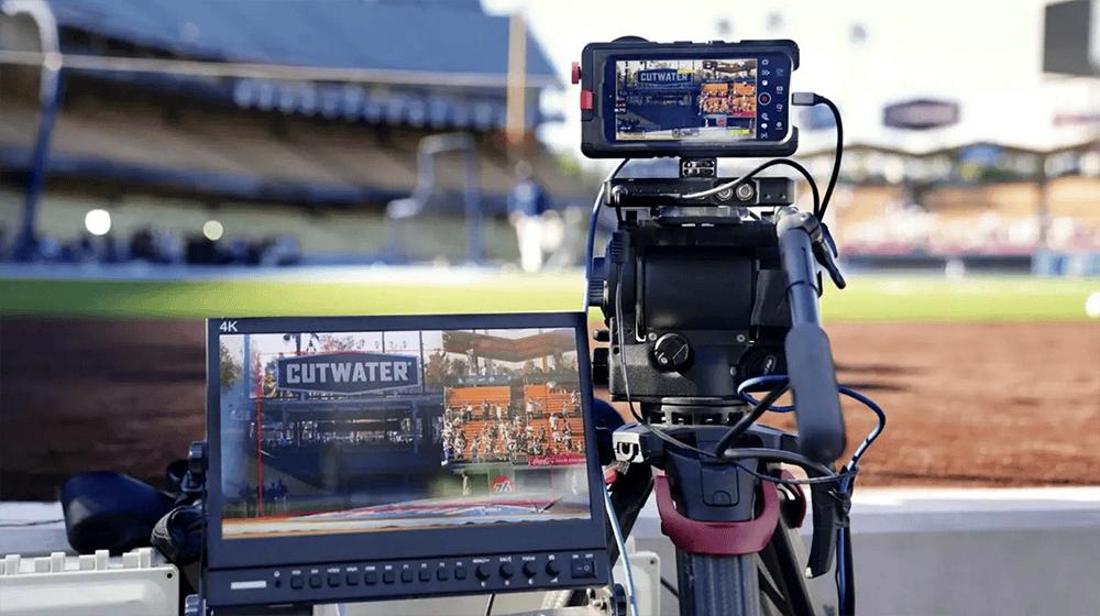 iPhone 17 Pro 加入MLB《周五棒球之夜》赛事转播，担任场边摄影机