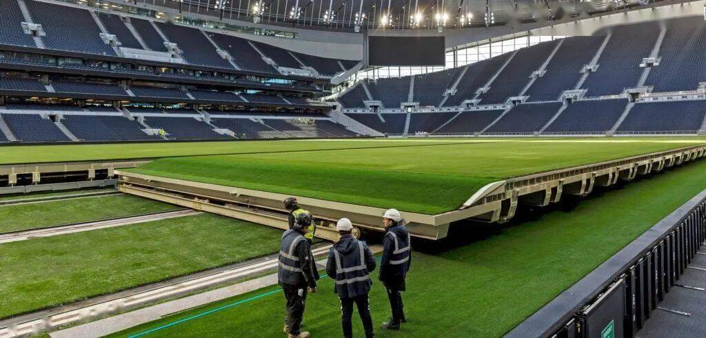 热刺球场为NFL铺设人造草坪,但球员更偏爱天然草